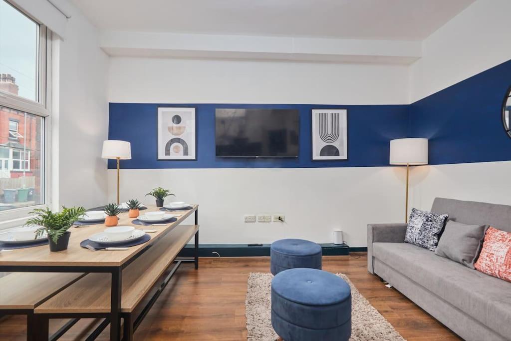 Large House Close To Leeds - Ideal For Groups エクステリア 写真